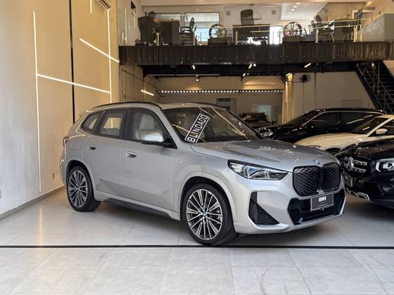 BMW iX1 ELÉTRICO XDRIVE30 M SPORT BMW iX1 ELÉTRICO XDRIVE30 M SPORT